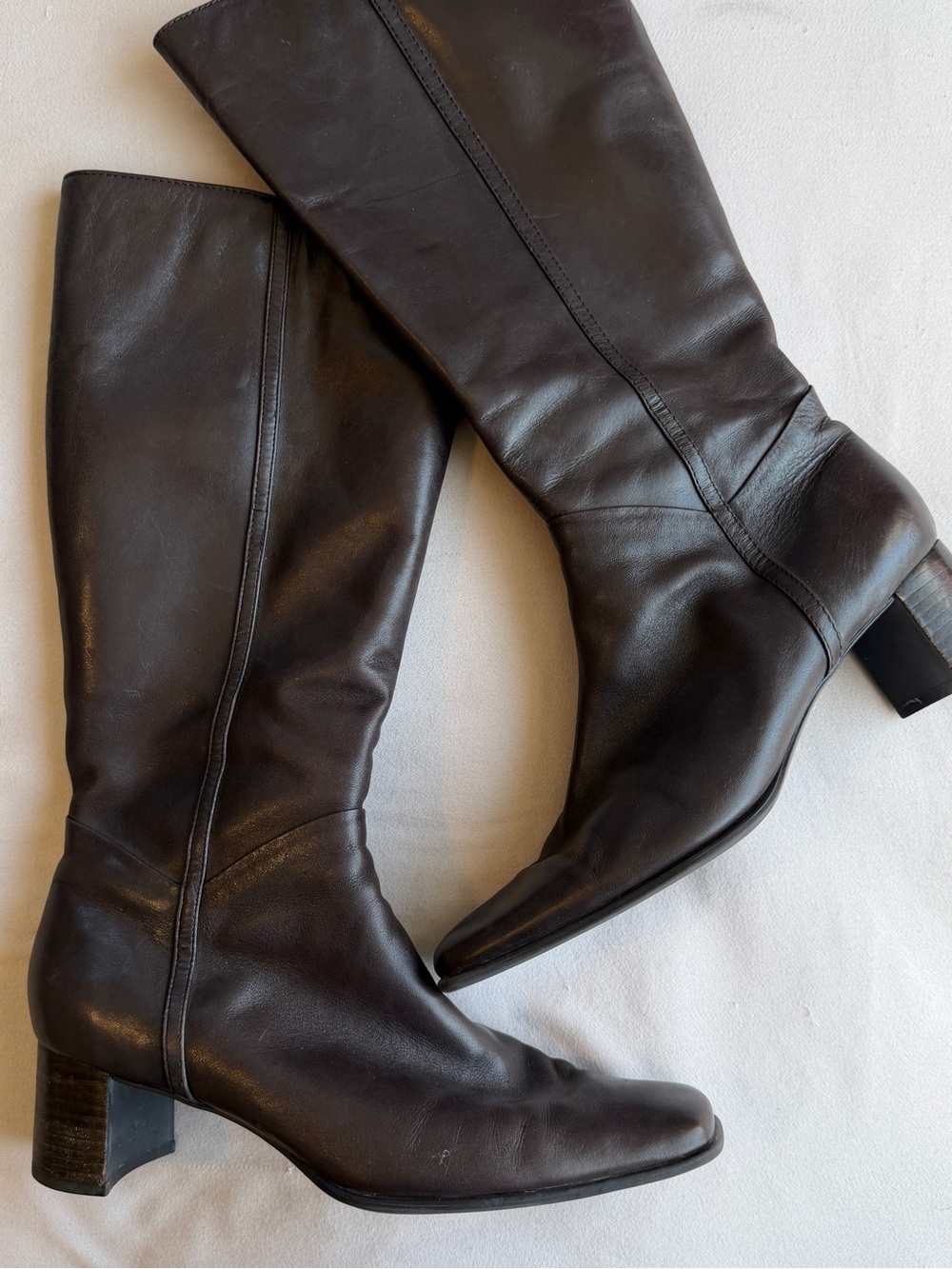 VTG 90s KB&CO Brown Leather Square Toe Heeled Boots. SZ 8.5